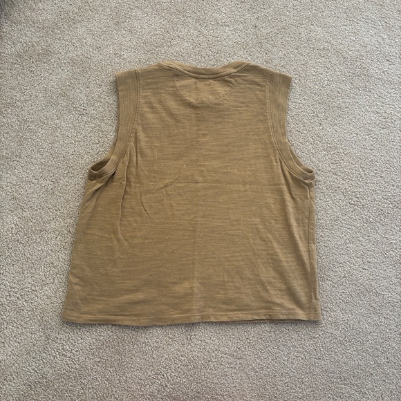 Faherty Sunwashed Slub Muscle Tank - Picture 5 of 6
